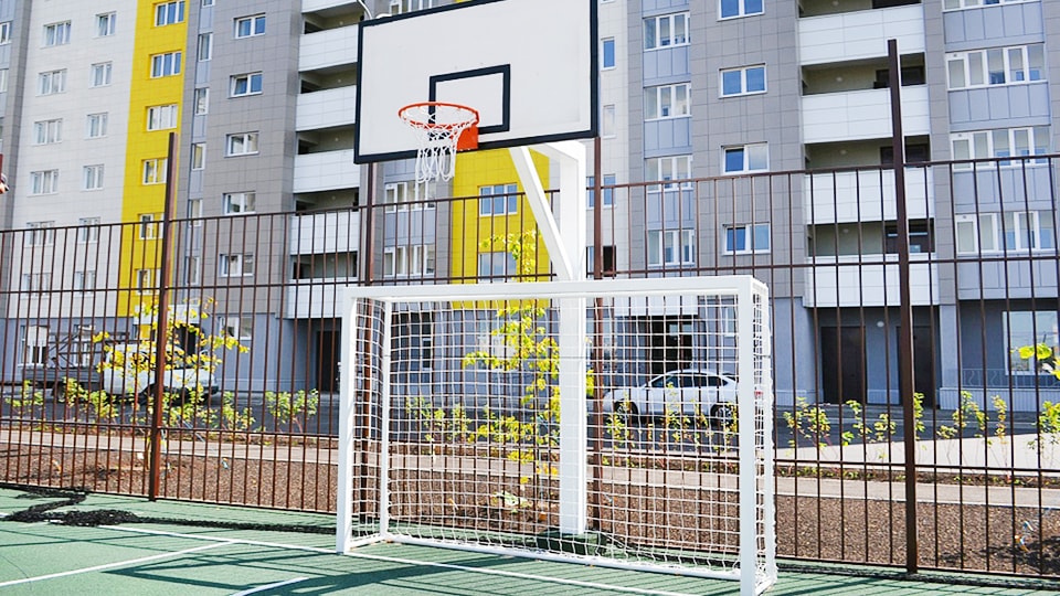 Монтаж элементов для спортивных площадок в Ижевске